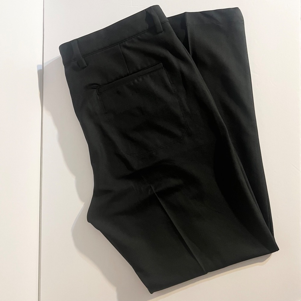 Greg Norman Performance Comfort Everbest Men's 34x30 Golf‎ Pants Chinos Black